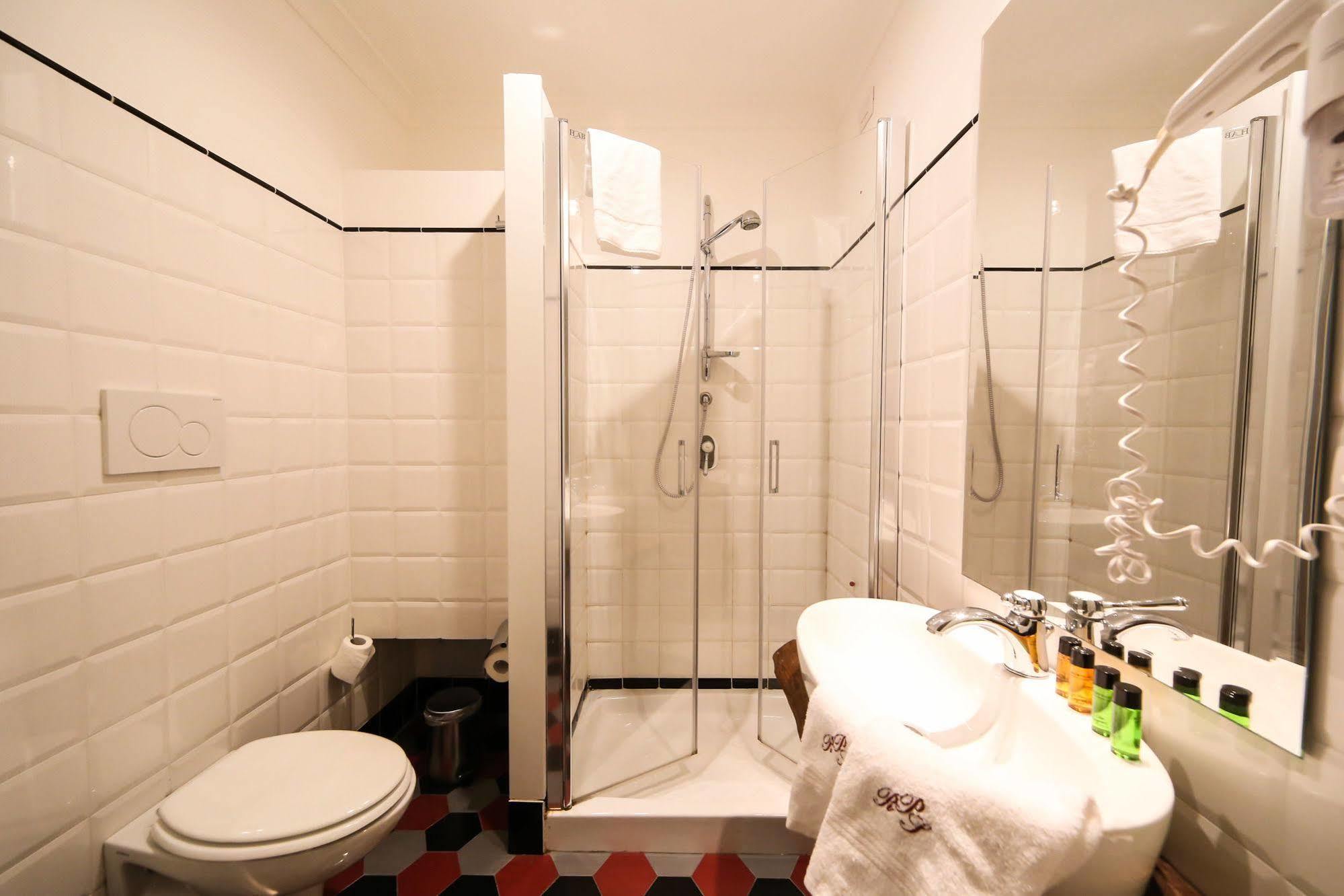 Palazzo Riario Sforza Hotel Napoli Bagian luar foto
