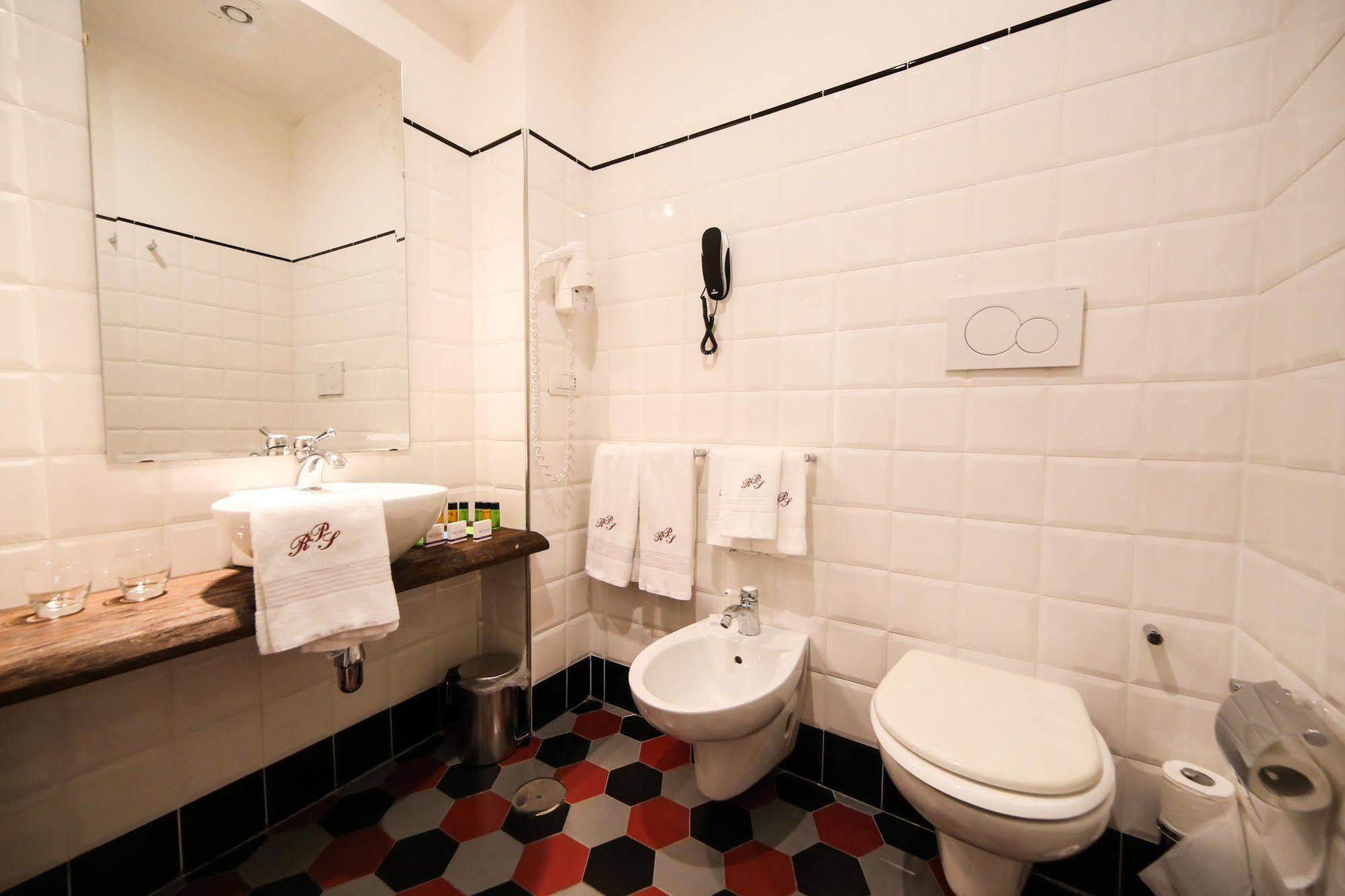 Palazzo Riario Sforza Hotel Napoli Bagian luar foto
